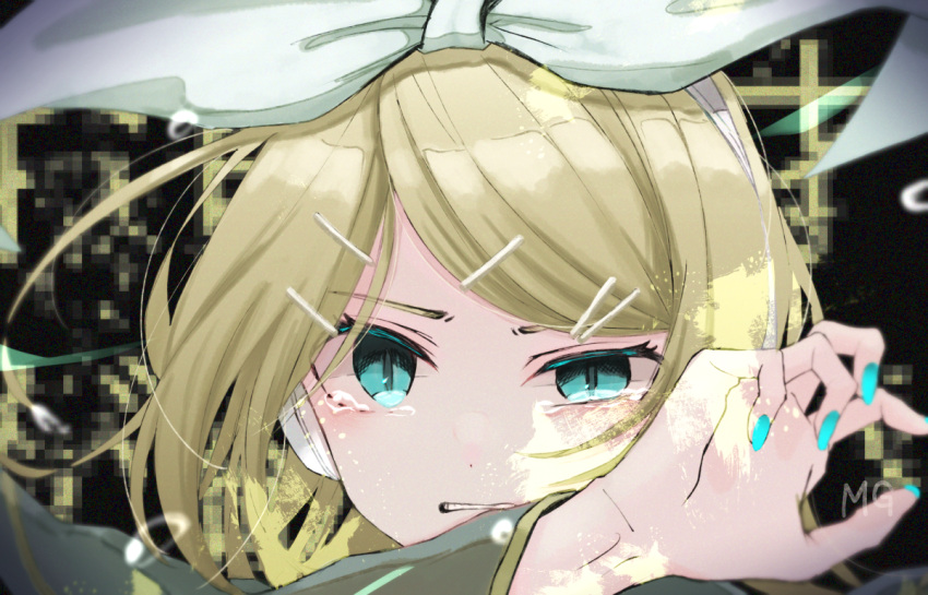 1girl, bangs, blonde_hair, blue_eyes, bow, hair_bow, hair_ornament, hairclip