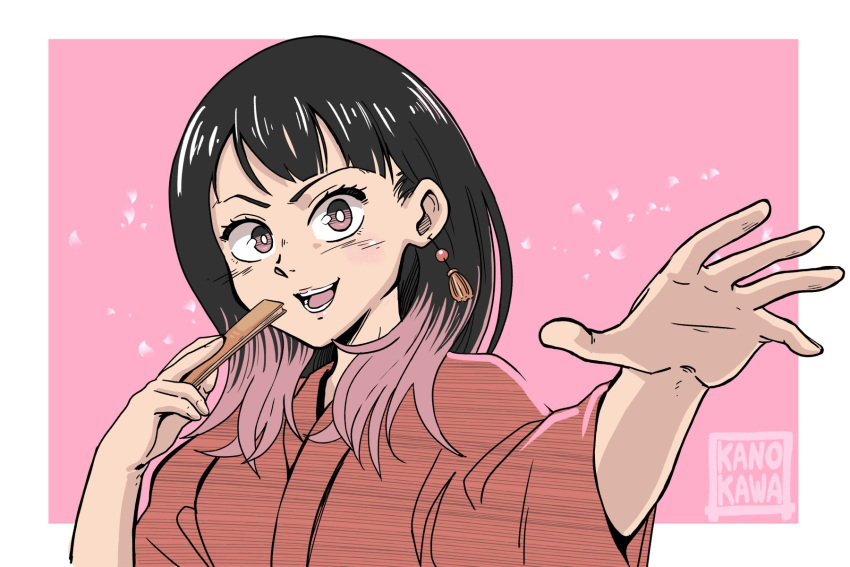 1girl, :d, akane-banashi, artist_name, black_hair, blush, earrings, folding_fan, gradient_hair, hand_fan, hand_up, highres, japanese_clothes, jewelry, kanokawa, kimono, long_hair, looking_at_viewer, multicolored_hair, osaki_akane_(akane-banashi), pink_background, pink_eyes, pink_hair, red_kimono, simple_background, smile, solo, upper_body