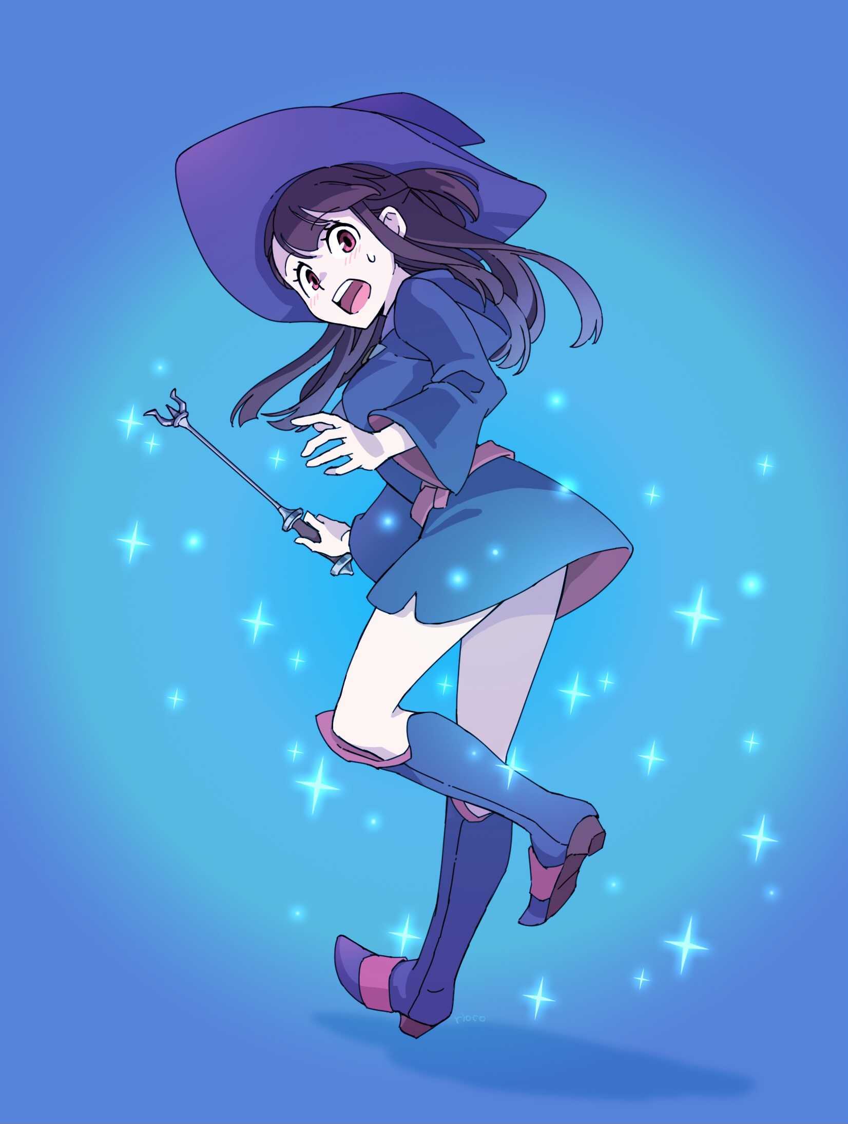 1girl, artist_name, asymmetrical_bangs, bangs, belt, blue_background, blue_dress, blue_footwear, blue_headwear, blunt_bangs, blunt_ends, blush, boots, breasts, brown_hair, dress, from_side, full_body, hat, highres, holding, holding_wand, hood, hood_down, hooded_dress, kagari_atsuko, little_witch_academia, long_hair, long_sleeves, looking_at_viewer, medium_breasts, one_side_up, open_mouth, red_belt, red_eyes, rioco, short_dress, single_sidelock, solo, sparkle, standing, standing_on_one_leg, sweatdrop, swept_bangs, teeth, upper_teeth, wand, witch_hat