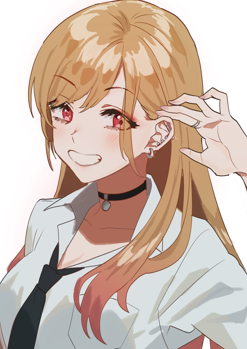 1girl, absurdres, bangs, barbell_piercing, black_choker, black_collar, black_necktie, blonde_hair, choker, collar, collarbone, collared_shirt, commentary_request, earrings, highres, jewelry, jun_(nad-j), kitagawa_marin, lace, lace_choker, long_hair, looking_at_viewer, multicolored_hair, necktie, piercing, red_eyes, redhead, ring, school_uniform, shirt, simple_background, smile, solo, sono_bisque_doll_wa_koi_wo_suru, swept_bangs, teeth, upper_body, white_background, white_shirt