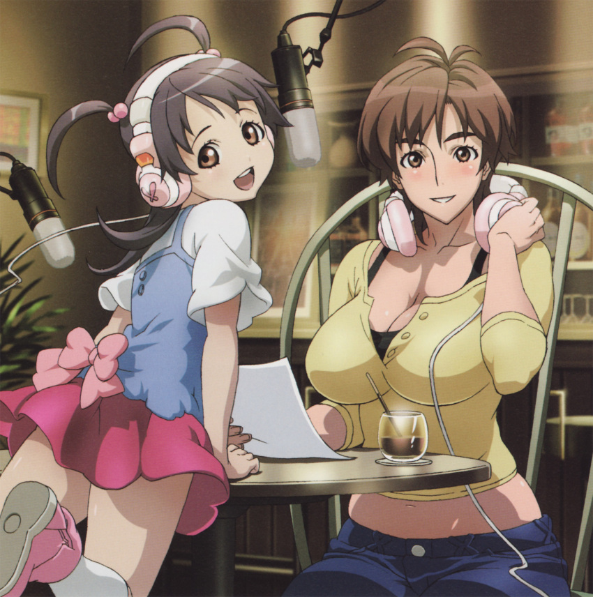 amaha_masane, amaha_rihoko, breasts, cleavage, headphones, witchblade