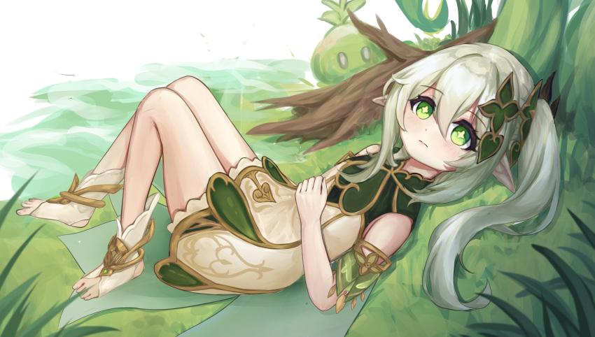 1girl, bangs, bloomers, blurry, cape, commentary_request, depth_of_field, detached_sleeves