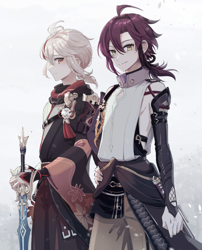 2boys, ahoge, armor, bangs, black_gloves, black_hair, closed_mouth, commentary_request