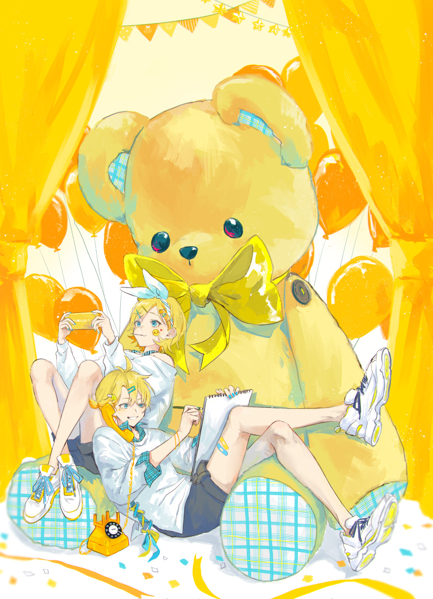 1boy, 1girl, absurdres, balloon, bandaid, bandaid_on_leg, black_shorts, blonde_hair