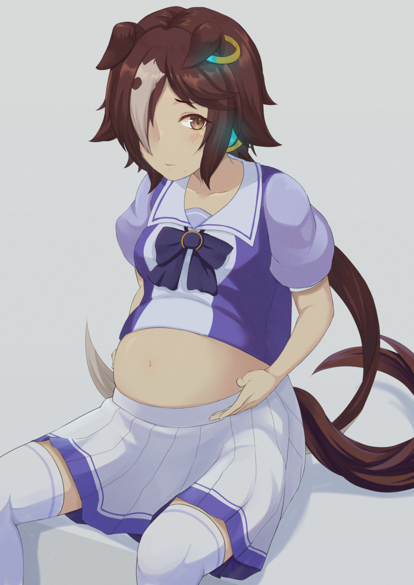 1girl, akinonohara, animal_ears, bangs, big_belly, bow, bowtie, brown_eyes, brown_hair, closed_mouth, grey_background, hair_over_one_eye, highres, horse_ears, horse_girl, horse_tail, long_hair, looking_at_viewer, navel, ponytail, purple_bow, purple_bowtie, purple_shirt, sailor_collar, school_uniform, shirt, short_sleeves, sitting, skirt, solo, tail, thigh-highs, tracen_school_uniform, umamusume, vodka_(umamusume), white_skirt, white_thighhighs