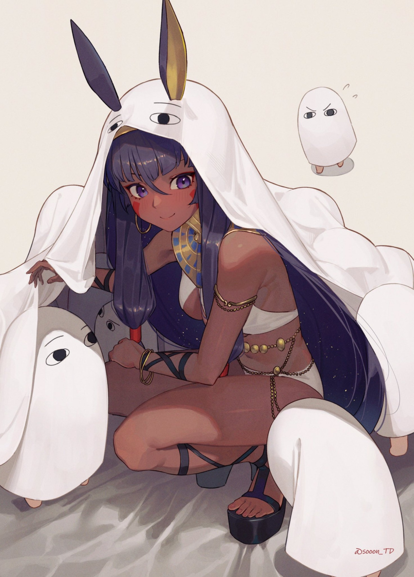 1girl, animal_ears, bracelet, dark-skinned_female, dark_skin, facial_mark, fate/grand_order, fate_(series)