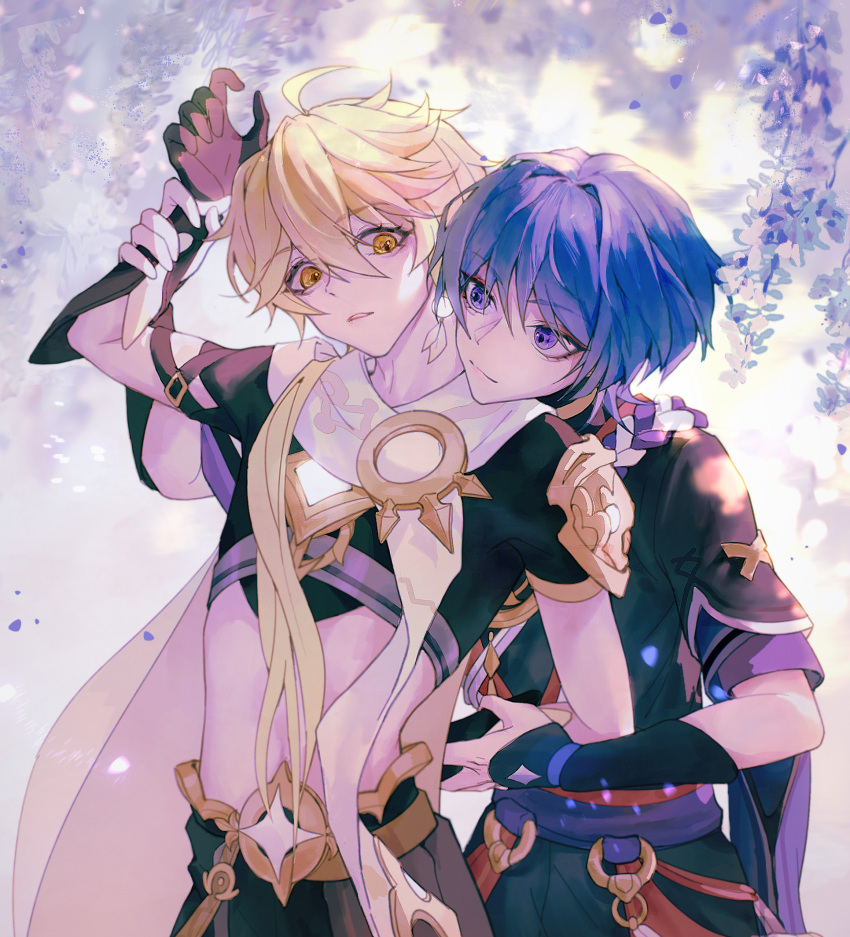 2boys, aether_(genshin_impact), ahoge, arm_grab, bangs, bishounen, black_gloves, black_pants