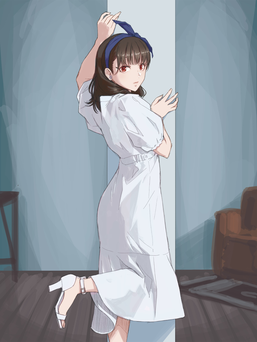 1girl, absurdres, arm_up, armchair, assault_lily, black_hair, blue_bow, bow, bow_hairband, carpet, chair, closed_mouth, commentary_request, dated_commentary, dress, earrings, flower_earrings, foot_out_of_frame, from_side, hair_bow, hairband, hand_up, high_heels, highres, indoors, jewelry, kuroki_francisca_yuria, leg_up, long_dress, looking_at_viewer, looking_to_the_side, mabuta_kayumi, medium_hair, photo-referenced, puffy_short_sleeves, puffy_sleeves, sandals, short_sleeves, solo, standing, standing_on_one_leg, table, umehara_saeri, voice_actor_connection, white_bow, white_dress, white_footwear, wooden_floor