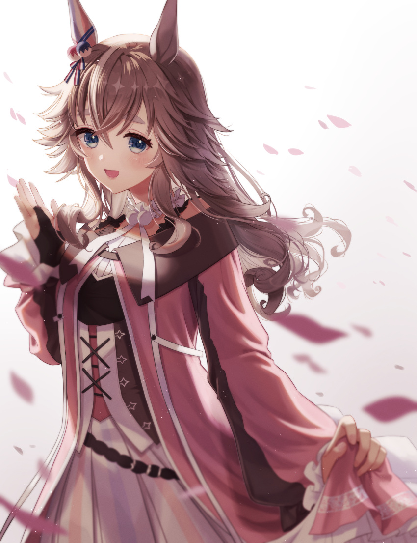1girl, absurdres, achiko_(tamara), animal_ears, black_bridal_gauntlets, blue_eyes, bridal_gauntlets, brown_hair