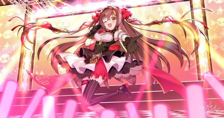 ;d, ahoge, anklet, bingtang, black_dress, black_footwear, black_gloves, black_hairband