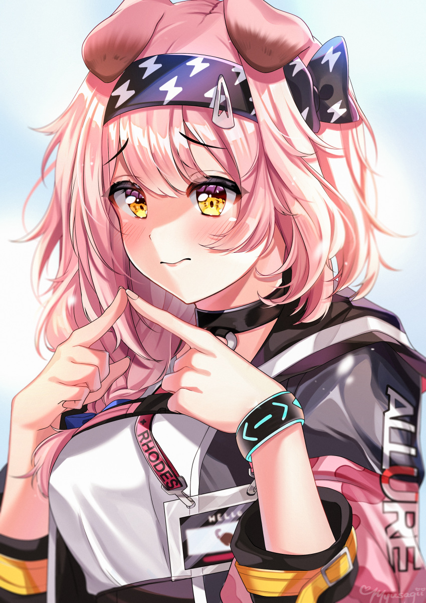 1girl, absurdres, animal_ears, arknights, bangs, bow, braid, cat_ears, cat_girl, collar, embarrassed, goldenglow_(arknights), hair_bow, hair_ornament, hairclip, headband, highres, jacket, lanyard, multicolored_clothes, multicolored_jacket, myusagii, name_tag, pink_hair, scottish_fold, shirt, shy, side_braid, solo, solo_focus, techwear, two-tone_jacket, upper_body, white_shirt, wristband, yellow_eyes