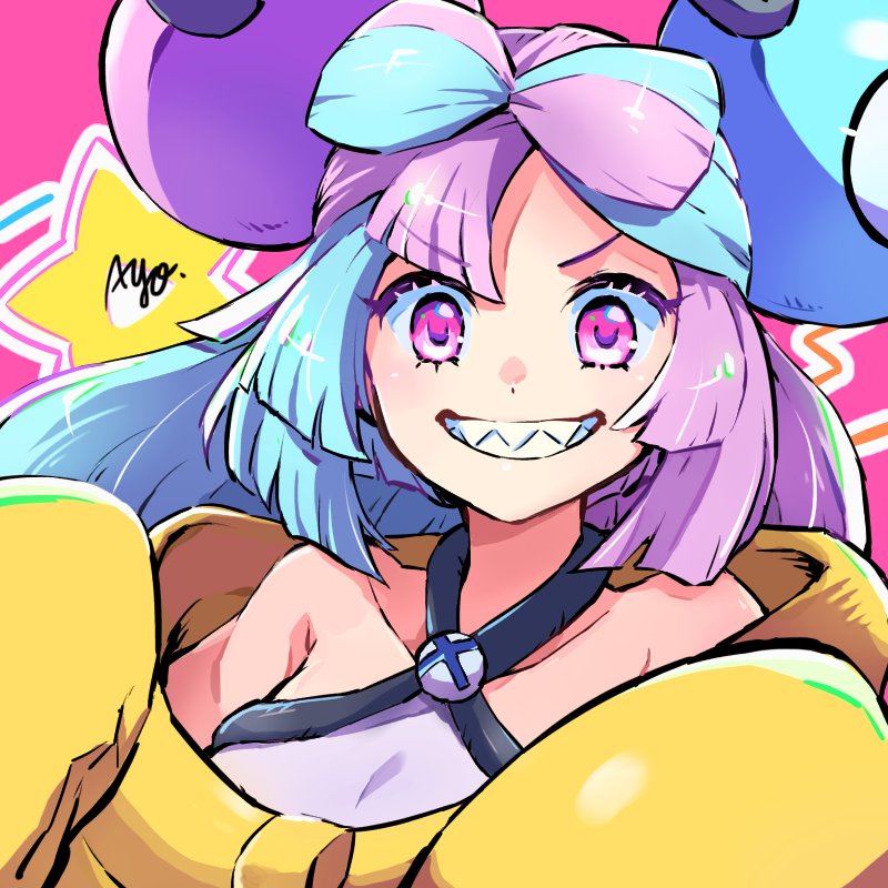 1girl, ayo_(ayosanri009), bangs, collarbone, commentary_request, eyelashes, green_hair, grin