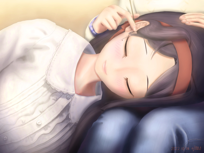 2girls, absurdres, black_hair, blush, closed_eyes, ear_cleaning, fll0o0, hairband, highres, lap_pillow, long_hair, lying_on_lap, mimikaki, multiple_girls, nogi_wakaba, nogi_wakaba_wa_yuusha_de_aru, red_hairband, smile, solo_focus, uesato_hinata, yuri, yuusha_de_aru