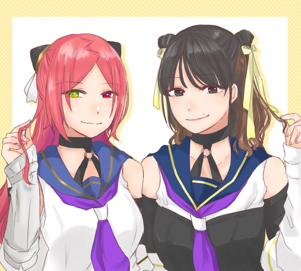 2girls, arm_at_side, assault_lily, bangs, bare_shoulders, black_choker, black_eyes, black_hair