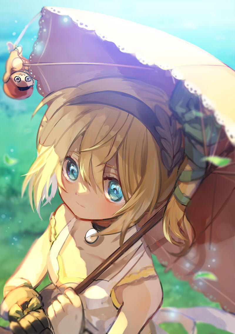1girl, asymmetrical_gloves, bangs, black_hairband, blonde_hair, blue_eyes, brown_gloves, collarbone