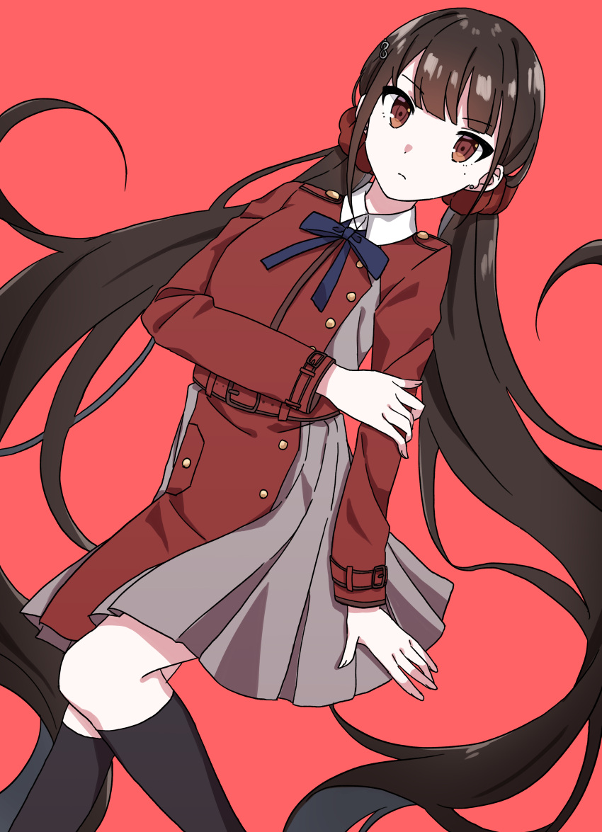 1girl, absurdres, alternate_costume, arm_at_side, bangs, black_socks, brown_hair, closed_mouth, commentary_request, cosplay, danganronpa_(series), danganronpa_v3:_killing_harmony, dress, feet_out_of_frame, grey_dress, hair_ornament, hair_scrunchie, hairclip, hana_no_yo, harukawa_maki, highres, kneehighs, long_hair, long_sleeves, low_twintails, lycoris_recoil, lycoris_uniform, mole, mole_under_eye, nishikigi_chisato, nishikigi_chisato_(cosplay), pleated_dress, red_background, red_dress, red_scrunchie, scrunchie, shiny, shiny_hair, socks, solo, twintails, two-tone_dress, very_long_hair