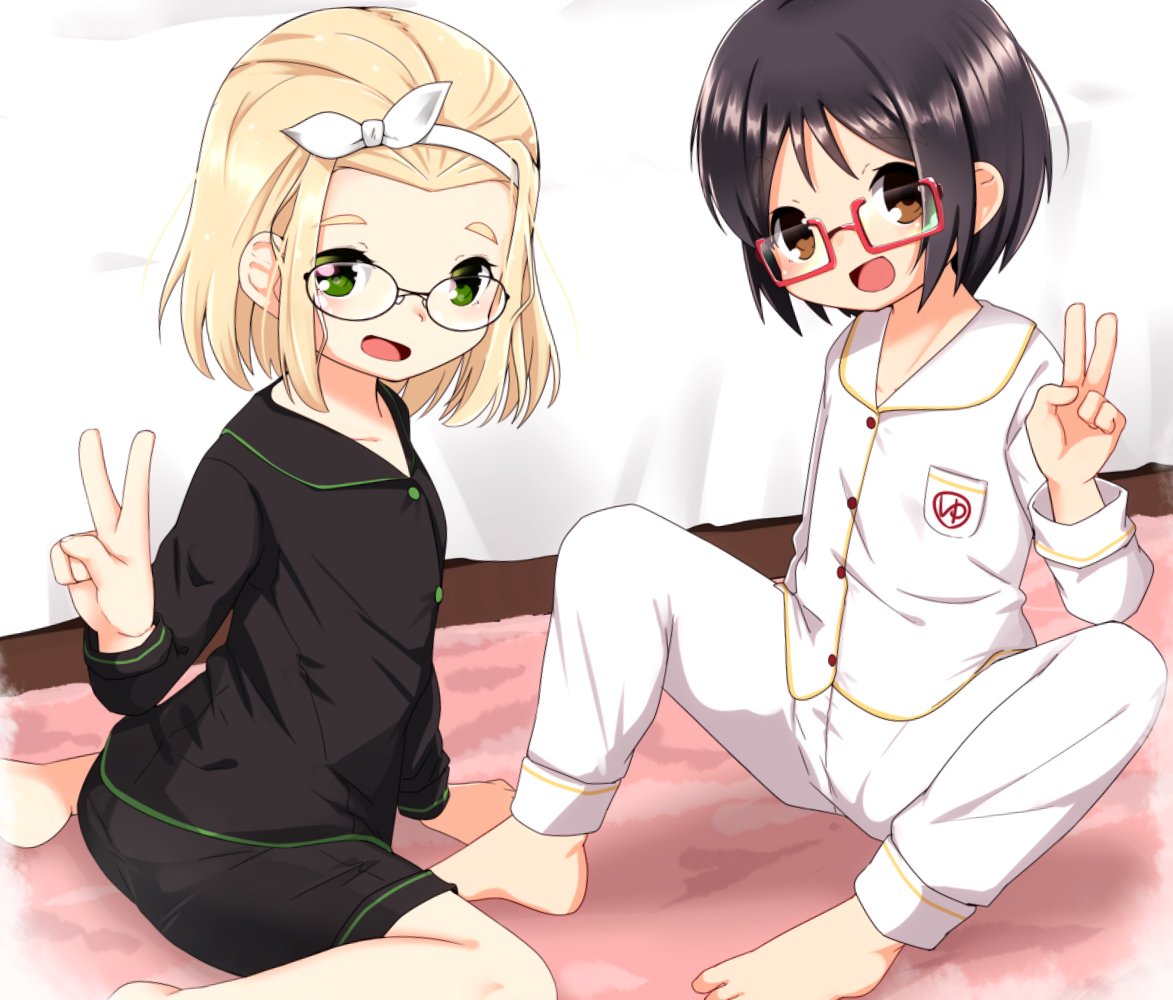2girls, alternate_costume, barefoot, black_hair, black_pajamas, black_shorts, blonde_hair, brown_eyes