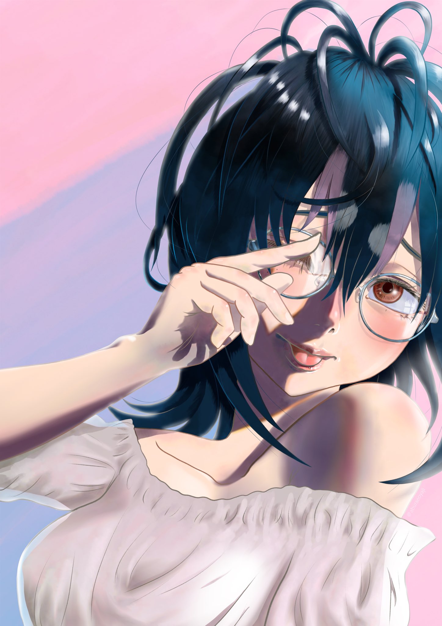 1girl, aburaeoyaji, animal_costume, bare_shoulders, black_hair, blush, brown_eyes, closed_mouth, glasses, highres, humboldt_penguin_(kemono_friends), kemono_friends, kemono_friends_v_project, looking_at_viewer, multicolored_hair, one_eye_closed, penguin_girl, purple_hair, shirt, short_hair, simple_background, solo, virtual_youtuber