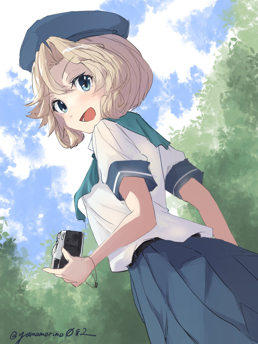 1girl, absurdres, bangs, blonde_hair, blue_eyes, blue_sailor_collar, blue_skirt, blue_sky