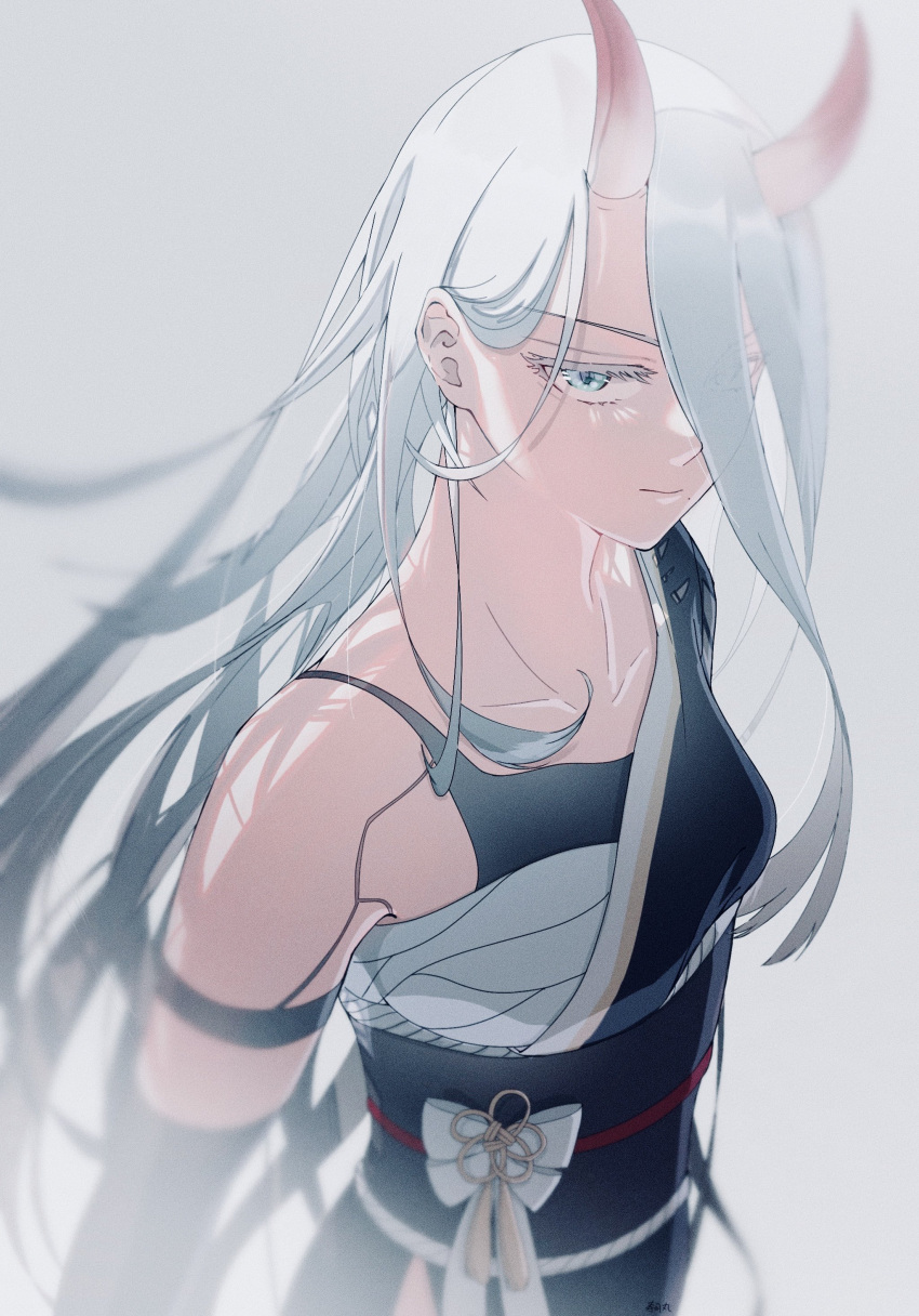 1girl, absurdres, android, bare_shoulders, blue_eyes, breasts, highres, horns, japanese_clothes, kaino_osushi85, long_hair, looking_at_viewer, medium_breasts, mole, mole_under_mouth, nier_(series), nier_automata, sarashi, simple_background, solo, very_long_hair, white_hair, yorha_type_a_no._2