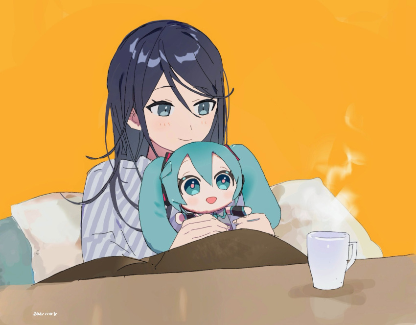 1girl, :d, aqua_eyes, aqua_hair, bangs, black_hair, black_sleeves, blanket