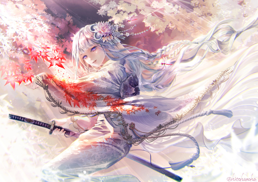 1girl, autumn_leaves, grey_hair, highres, hitohanoha, holding, holding_sword, holding_weapon, japanese_clothes, kimono, leaf, long_hair, looking_at_viewer, maple_leaf, momiji_(hanamaru), solo, sword, weapon, white_hair