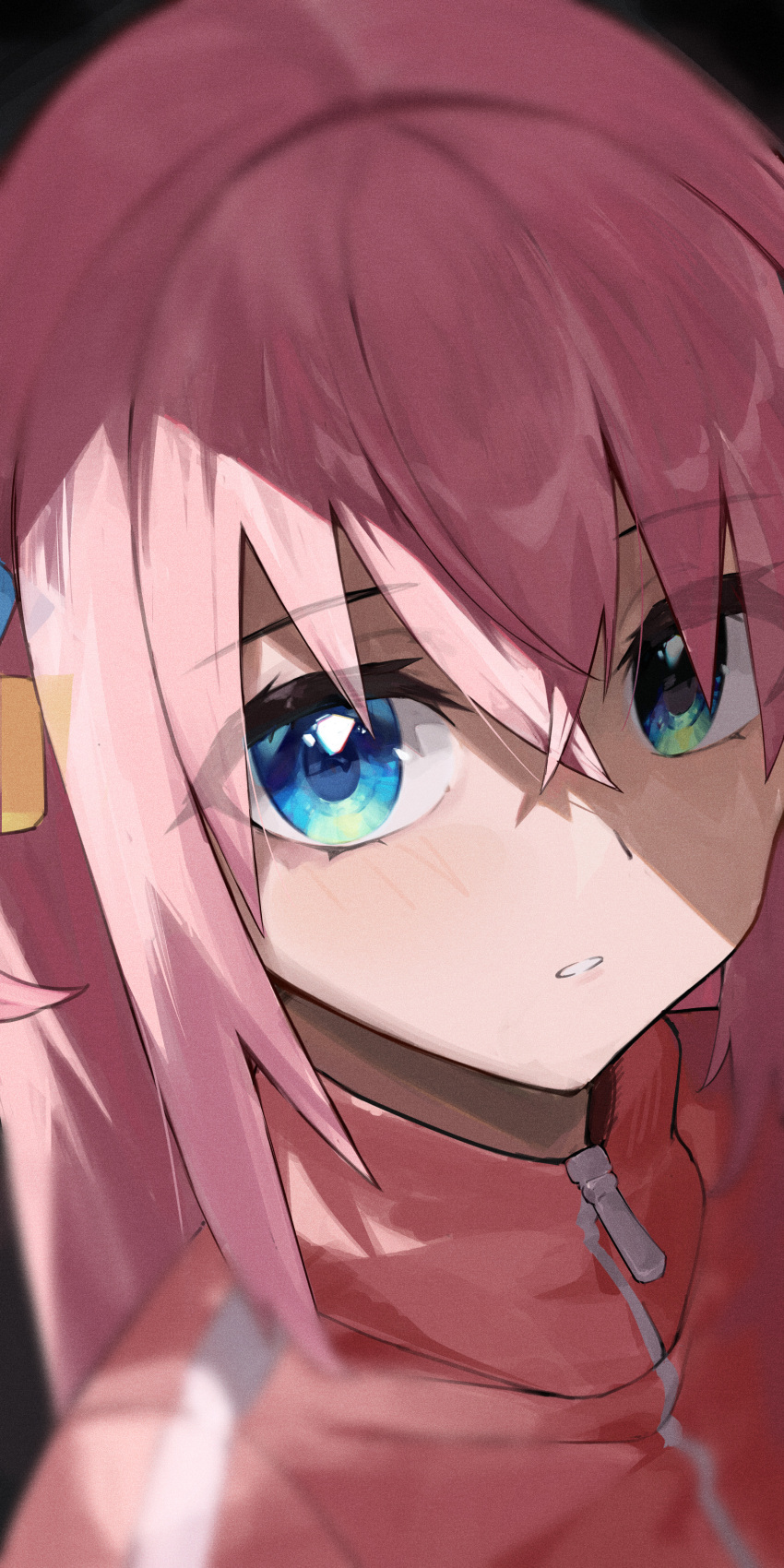1girl, absurdres, black_background, blue_eyes, blurry, bocchi_the_rock!, gotou_hitori, hair_between_eyes