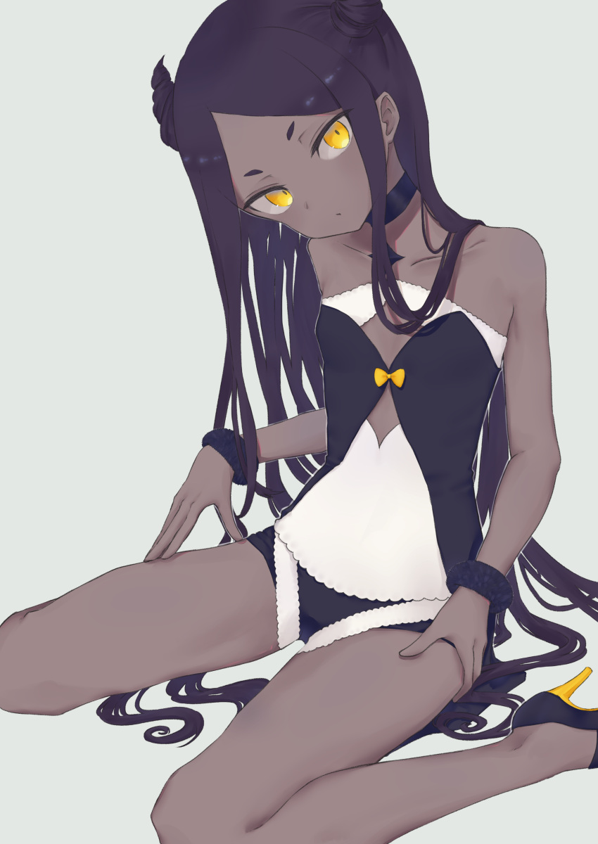 1girl, absurdres, bangs, bare_shoulders, black_hair, choker, commentary_request, dark-skinned_female, dark_skin, diamond_cutout, expressionless, flat_chest, hair_horns, head_tilt, high_heels, highres, indie_virtual_youtuber, isanatori, kuroboshi_kouhaku, kuroboshi_kouhaku_(vtuber), long_hair, looking_at_viewer, original, parted_bangs, platform_footwear, platform_heels, short_eyebrows, short_shorts, shorts, simple_background, sitting, solo, very_long_hair, virtual_youtuber, wariza, wrist_cuffs, yellow_eyes