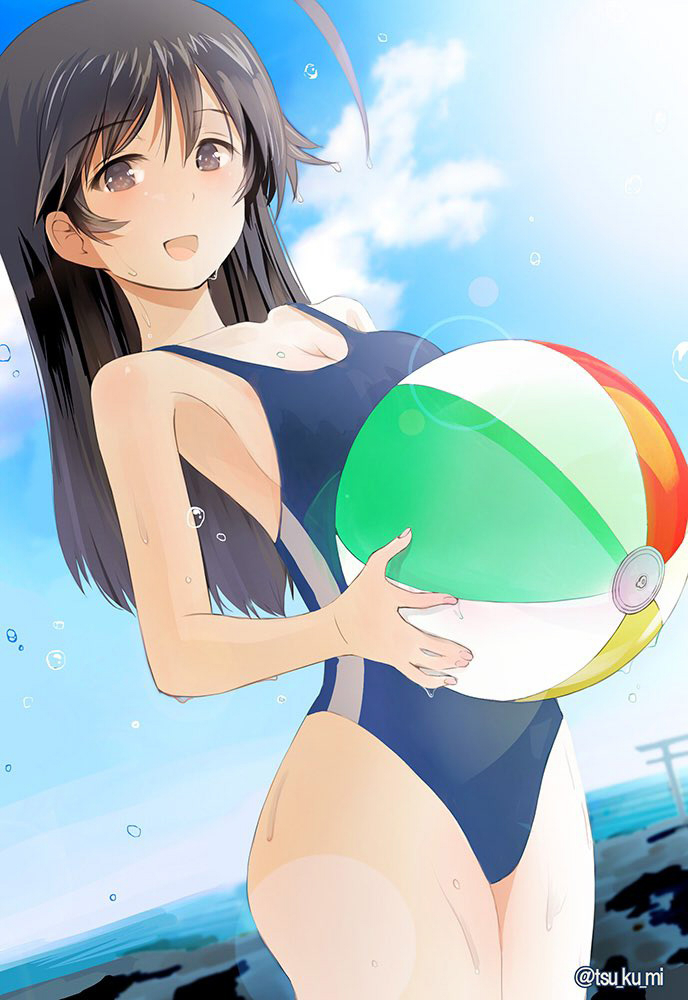 1girl, ahoge, ball, bangs, beach, beachball, black_eyes, black_hair, blue_one-piece_swimsuit, blue_sky, clouds, cloudy_sky, commentary, cowboy_shot, day, dutch_angle, girls_und_panzer, holding, holding_ball, horizon, isuzu_hana, lens_flare, long_hair, looking_at_viewer, medium_hair, ocean, ooarai_(ibaraki), open_mouth, school_swimsuit, sky, smile, solo, standing, sunlight, swimsuit, torii, twitter_username, water_drop, wet, yurikuta_tsukumi