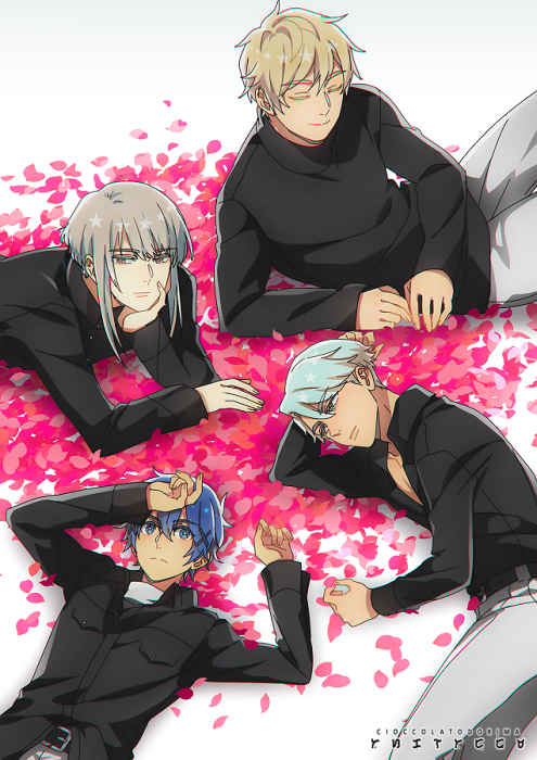 4boys, aqua_eyes, artist_name, bangs, belt, black_belt, black_shirt, blonde_hair