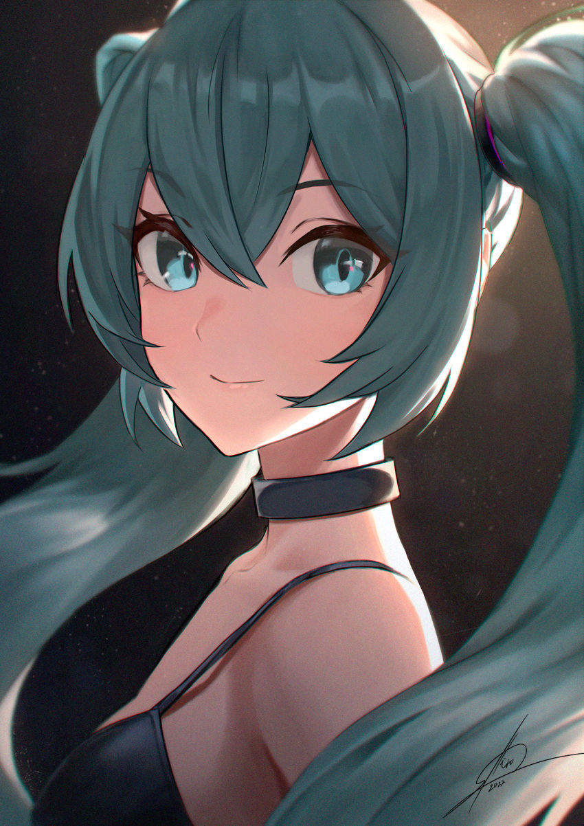 1girl, aqua_eyes, aqua_hair, bangs, black_choker, choker, closed_mouth, collarbone