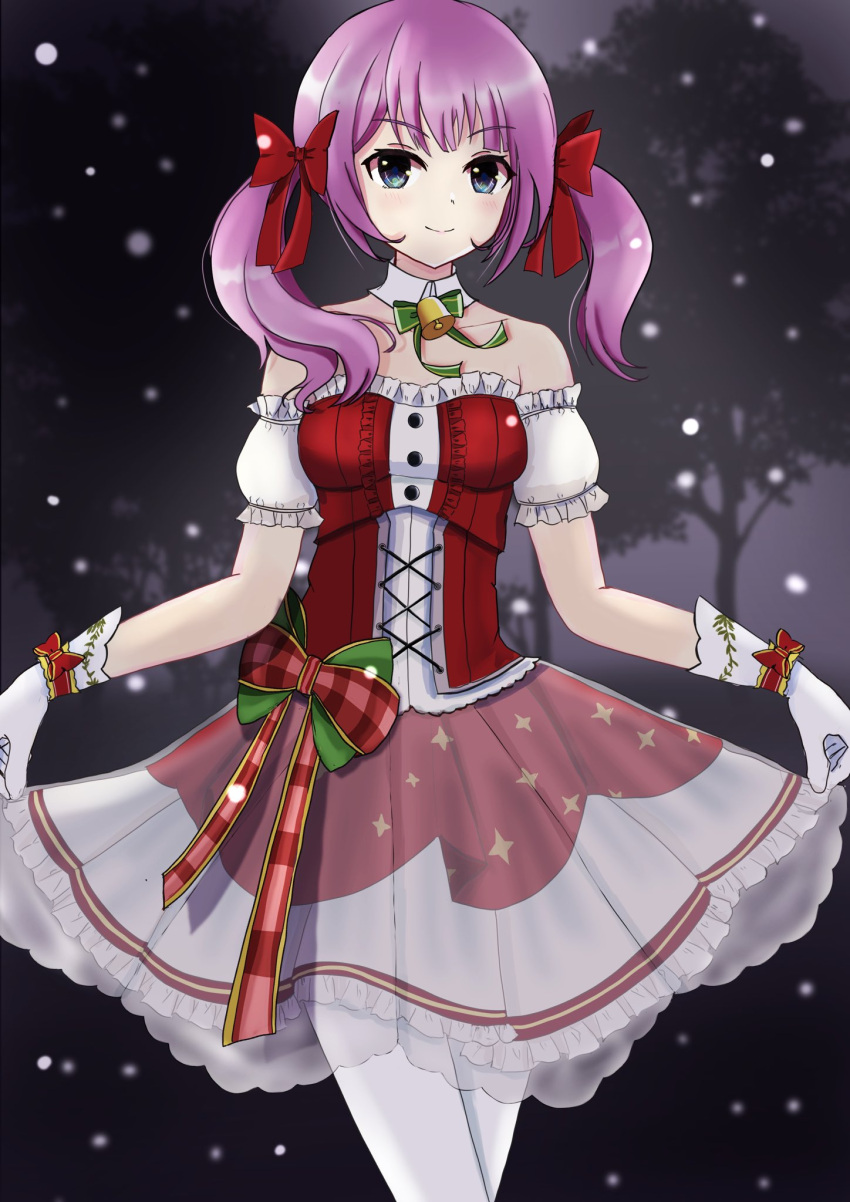 1girl, assault_lily, bangs, bare_shoulders, bell, blue_eyes, blurry, blurry_background, blush, bow, breasts, closed_mouth, commentary, cowboy_shot, cross-laced_clothes, cross-laced_dress, detached_collar, detached_sleeves, dress, dress_bow, ekakisyun, frilled_dress, frilled_sleeves, frills, glove_bow, gloves, green_bow, green_ribbon, hair_bow, highres, layered_dress, long_hair, medium_breasts, neck_bell, neck_ribbon, night, outdoors, pantyhose, pink_hair, plaid, plaid_bow, print_dress, red_bow, red_dress, ribbon, sadamori_himeka, see-through, short_sleeves, skirt_hold, smile, snowing, solo, star_(symbol), star_print, strapless, strapless_dress, tree, twintails, two-tone_dress, white_dress, white_gloves, white_pantyhose