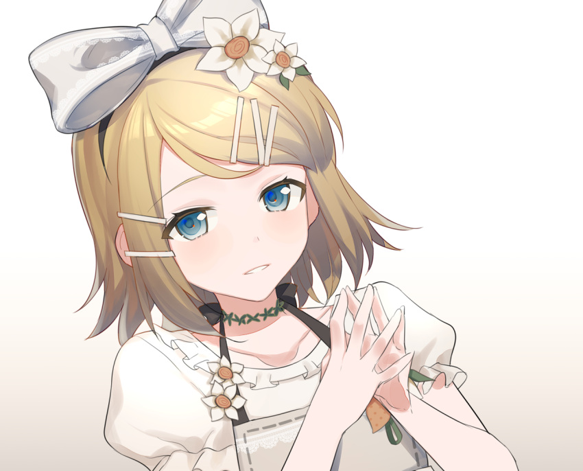 1girl, 25-ji_night_code_de._(project_sekai), blonde_hair, blue_eyes, blush, choker, flower, hair_flower