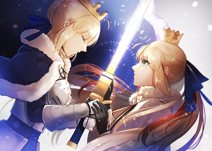 2girls, ahoge, armor, armored_dress, artoria_caster_(fate), artoria_caster_(third_ascension)_(fate), artoria_pendragon_(all), artoria_pendragon_(fate), bangs, black_gloves, blonde_hair, blue_cape, blue_dress, blue_ribbon, braid, cape, closed_eyes, commentary, crown, dress, excalibur_(fate/stay_night), fate/grand_order, fate/stay_night, fate_(series), french_braid, from_side, fur-trimmed_cape, fur_collar, fur_trim, gauntlets, gloves, glowing, glowing_sword, glowing_weapon, green_eyes, hair_bun, hair_ribbon, highres, holding, holding_hands, holding_sword, holding_weapon, long_sleeves, looking_at_another, mini_crown, multiple_girls, ponytail, profile, ribbon, saber, single_hair_bun, sword, weapon, yamano_udumi