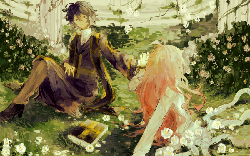 2boys, antenna_hair, black_eyes, black_footwear, black_hair, brown_pants, bush, chinese_commentary