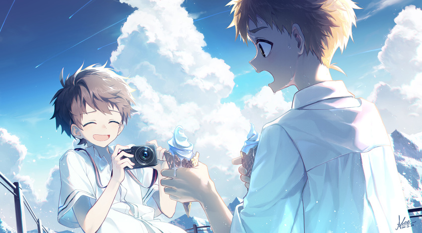 2boys, bishounen, blonde_hair, blue_sky, brown_hair, buttons, camera, child