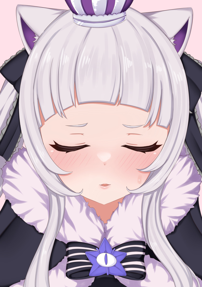 1girl, absurdres, akaki_tsubasa, animal_ear_fluff, animal_ears, black_bow, black_cloak, blush, bow, cat_ears, cloak, closed_eyes, crown, facing_viewer, forehead, fur-trimmed_cloak, fur_trim, grey_hair, hair_bow, highres, hololive, long_hair, mini_crown, murasaki_shion, parted_lips, pink_background, short_eyebrows, simple_background, solo, sweat, twintails, upper_body, valentine, virtual_youtuber