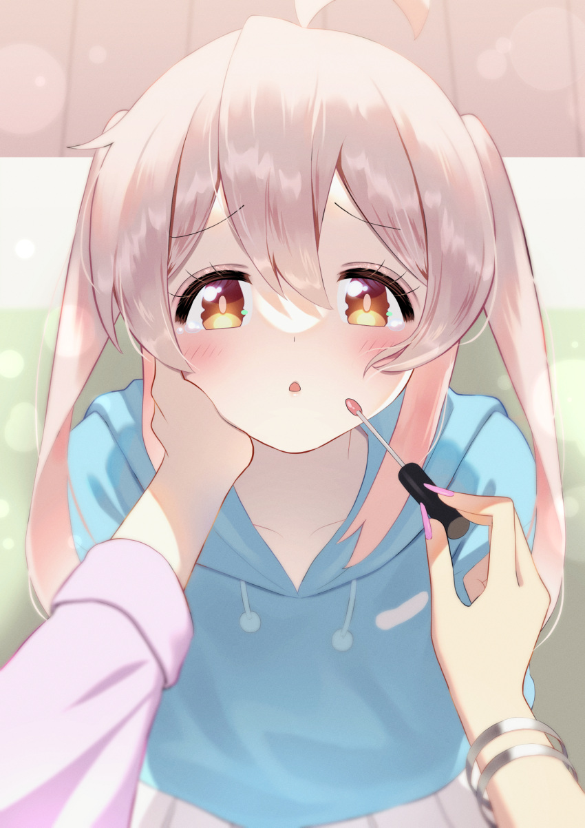 2girls, ahoge, applying_makeup, bangle, bangs, blue_hoodie, blush, bracelet