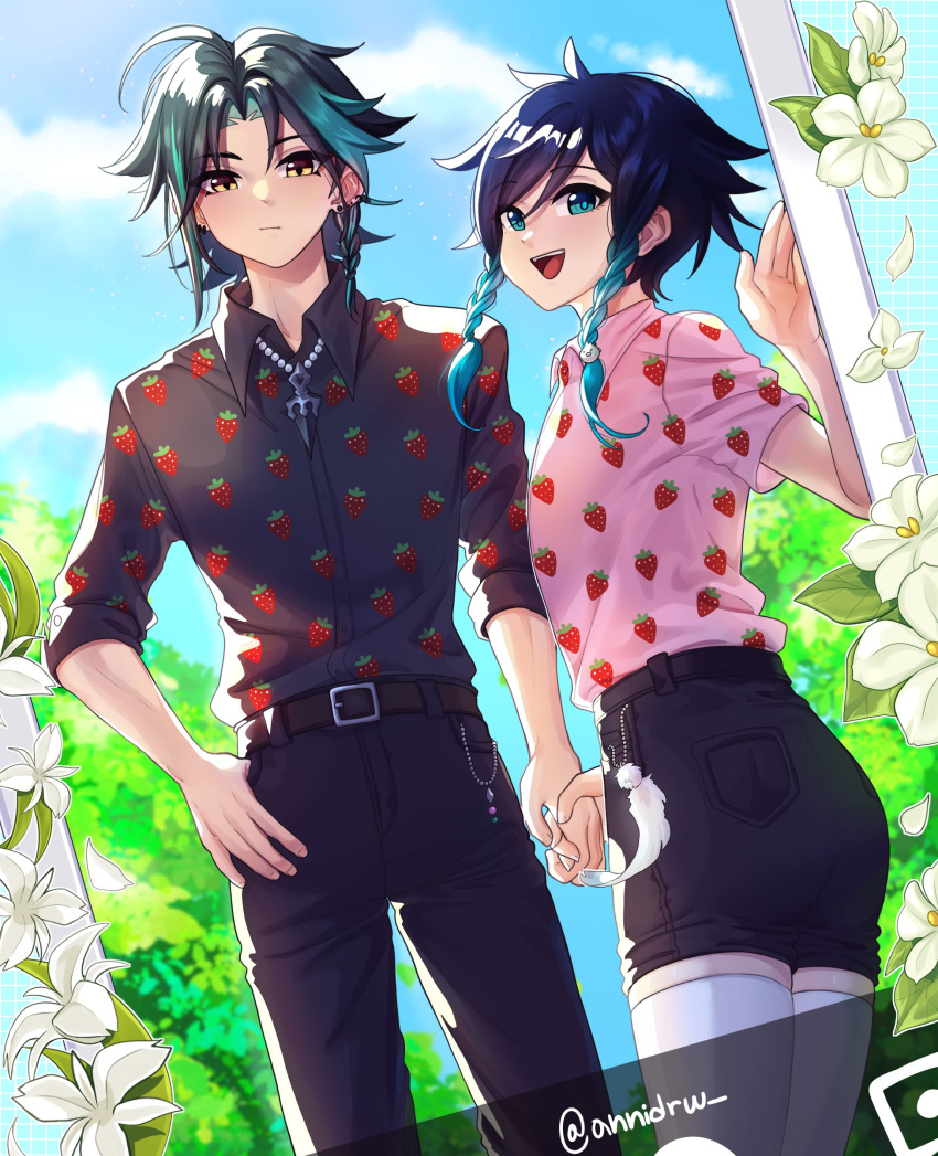 2boys, absurdres, alternate_costume, annidrw, aqua_eyes, black_hair, black_pants, black_shorts