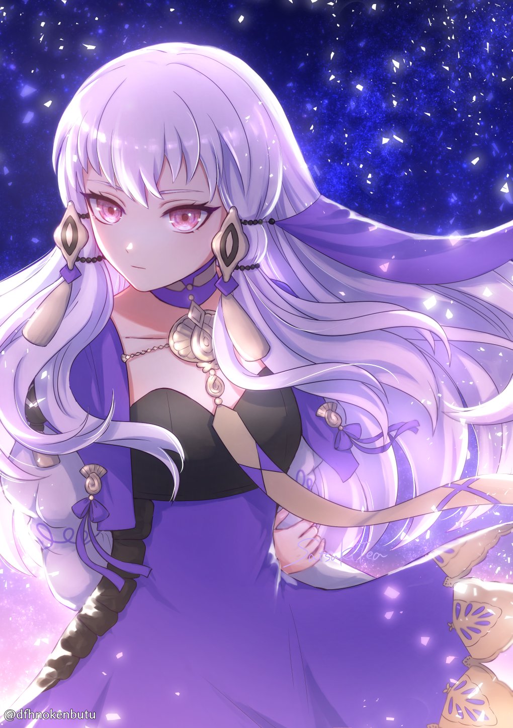 1girl, arms_behind_back, bangs, black_dress, closed_mouth, collarbone, commentary_request, dfhnokenbutu