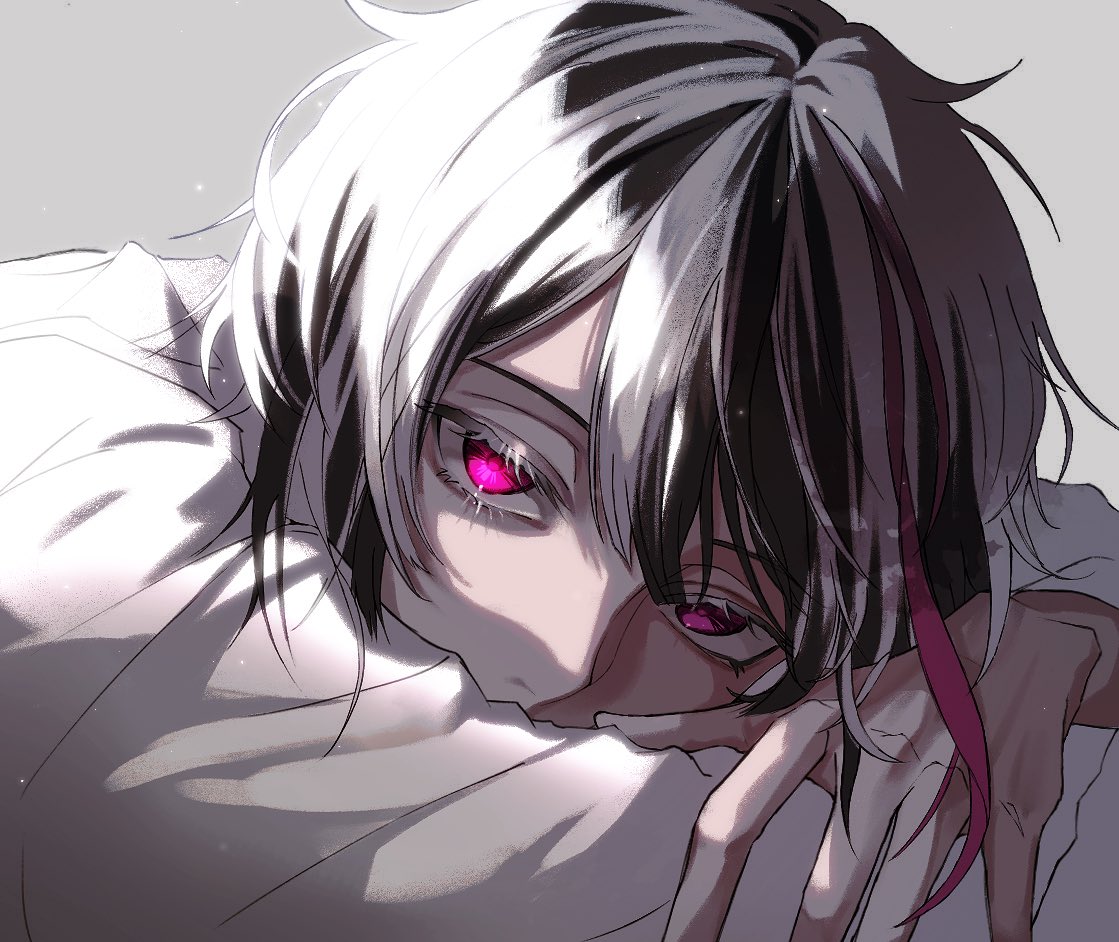 1boy, akuma_shitsuji_to_kuroi_neko, berrien_cliane, black_hair, colored_eyelashes, covering_mouth, grey_background, heterochromia, long_sleeves, looking_at_viewer, male_focus, multicolored_hair, ohachi08, pink_eyes, pink_hair, shirt, short_hair, solo, violet_eyes, white_hair, white_shirt
