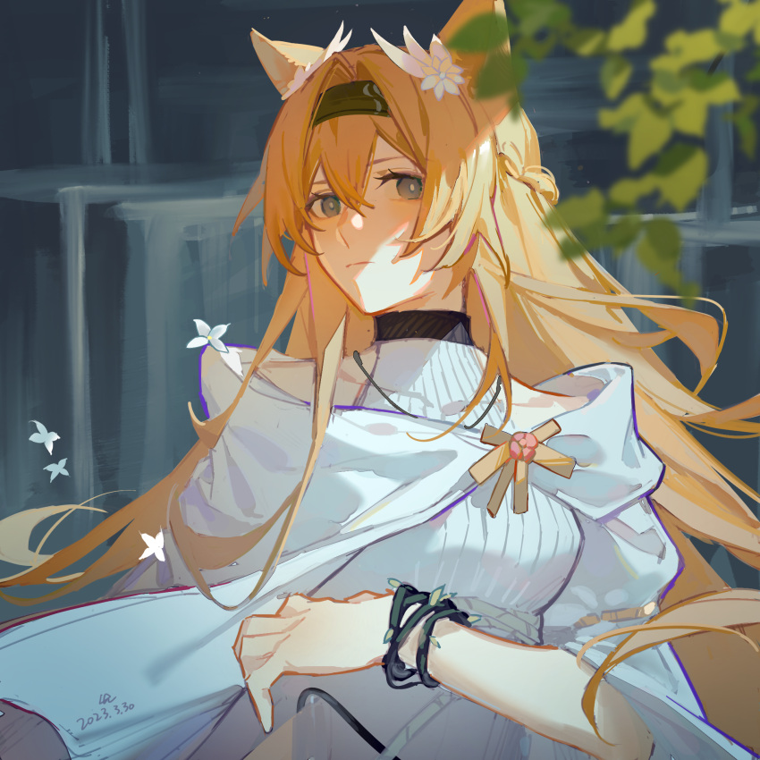 1girl, animal_ears, arknights, black_hairband, blonde_hair, blush, bracelet, bright_pupils, closed_mouth, commentary, dated, dress, expressionless, flower, grey_eyes, hair_between_eyes, hair_flower, hair_ornament, hairband, highres, horn_(arknights), horn_(to_effloresce_whitely)_(arknights), jewelry, leaf, long_hair, looking_at_viewer, official_alternate_costume, qian8102, ribbon, signature, solo, symbol-only_commentary, upper_body, very_long_hair, white_dress, white_flower, white_pupils, wolf_ears, wolf_girl, yellow_ribbon