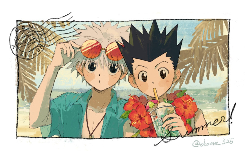 2boys, beach, black_hair, blue_eyes, blue_shirt, brown_eyes, drinking, drinking_straw
