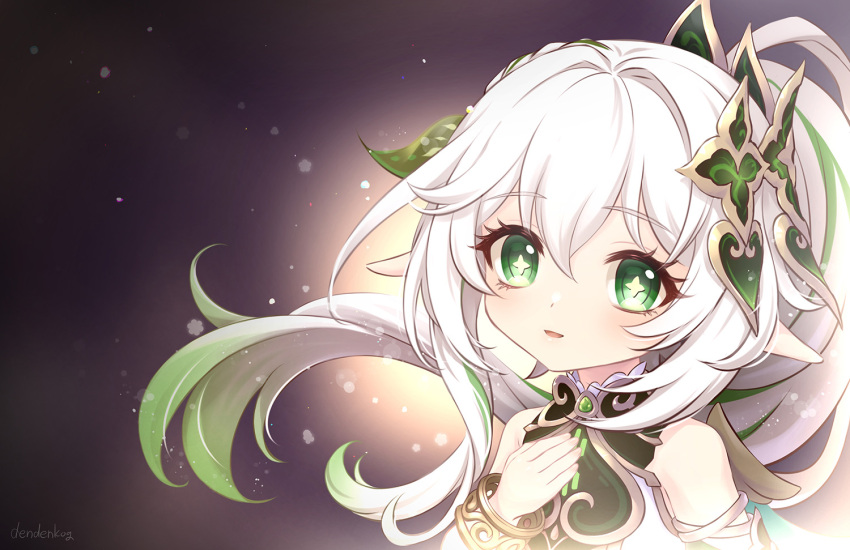 1girl, :d, black_background, bracelet, braid, commentary_request, den_(dendenkog), detached_sleeves, genshin_impact, gradient_background, gradient_eyes, green_eyes, hair_between_eyes, hair_ornament, hand_on_own_chest, jewelry, leaf_hair_ornament, long_hair, looking_at_viewer, multicolored_eyes, multicolored_hair, nahida_(genshin_impact), parted_lips, pointy_ears, short_sleeves, side_ponytail, sidelocks, simple_background, single_braid, smile, solo, symbol-shaped_pupils, two-tone_hair, white_hair, wind