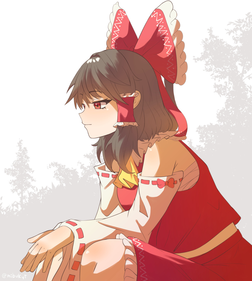 1girl, ascot, bow, brown_hair, closed_mouth, detached_sleeves, frilled_bow, frills