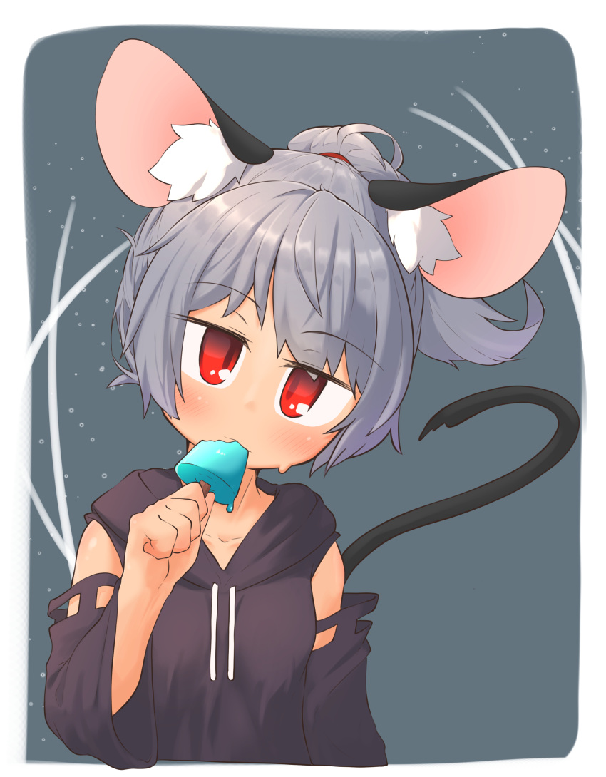 1girl, absurdres, alternate_costume, alternate_hairstyle, animal_ear_fluff, animal_ears, black_hoodie, black_sleeves