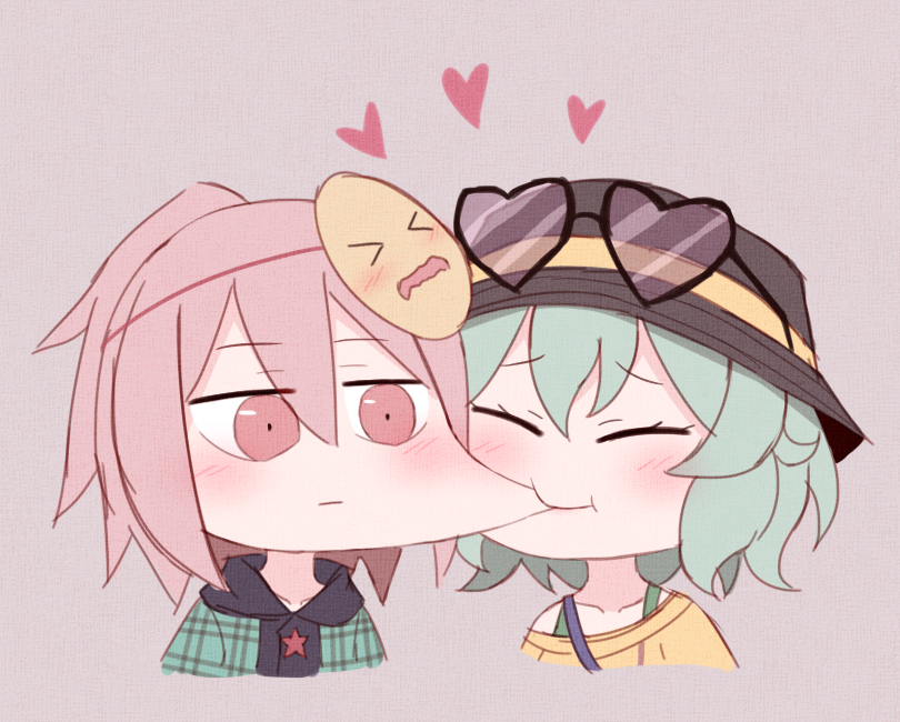 >_<, 1boy, 1girl, :t, adapted_costume, bare_shoulders, biting, blush, cheek_biting, cheek_pull, chibi, closed_eyes, collarbone, cropped_torso, expressionless, genderswap, genderswap_(ftm), green_hair, grey_background, hata_no_kokoro, hetero, kiryuu_soma, komeiji_koishi, looking_at_another, mask, mask_on_head, off-shoulder_shirt, off_shoulder, pink_eyes, pink_hair, shirt, short_hair, simple_background, star_(symbol), touhou, upper_body, wavy_mouth