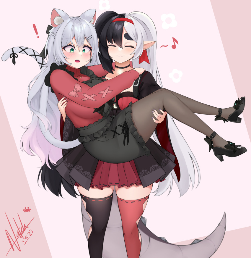 !, 2girls, absurdres, animal_ear_fluff, animal_ears, black_choker, black_footwear, black_hair