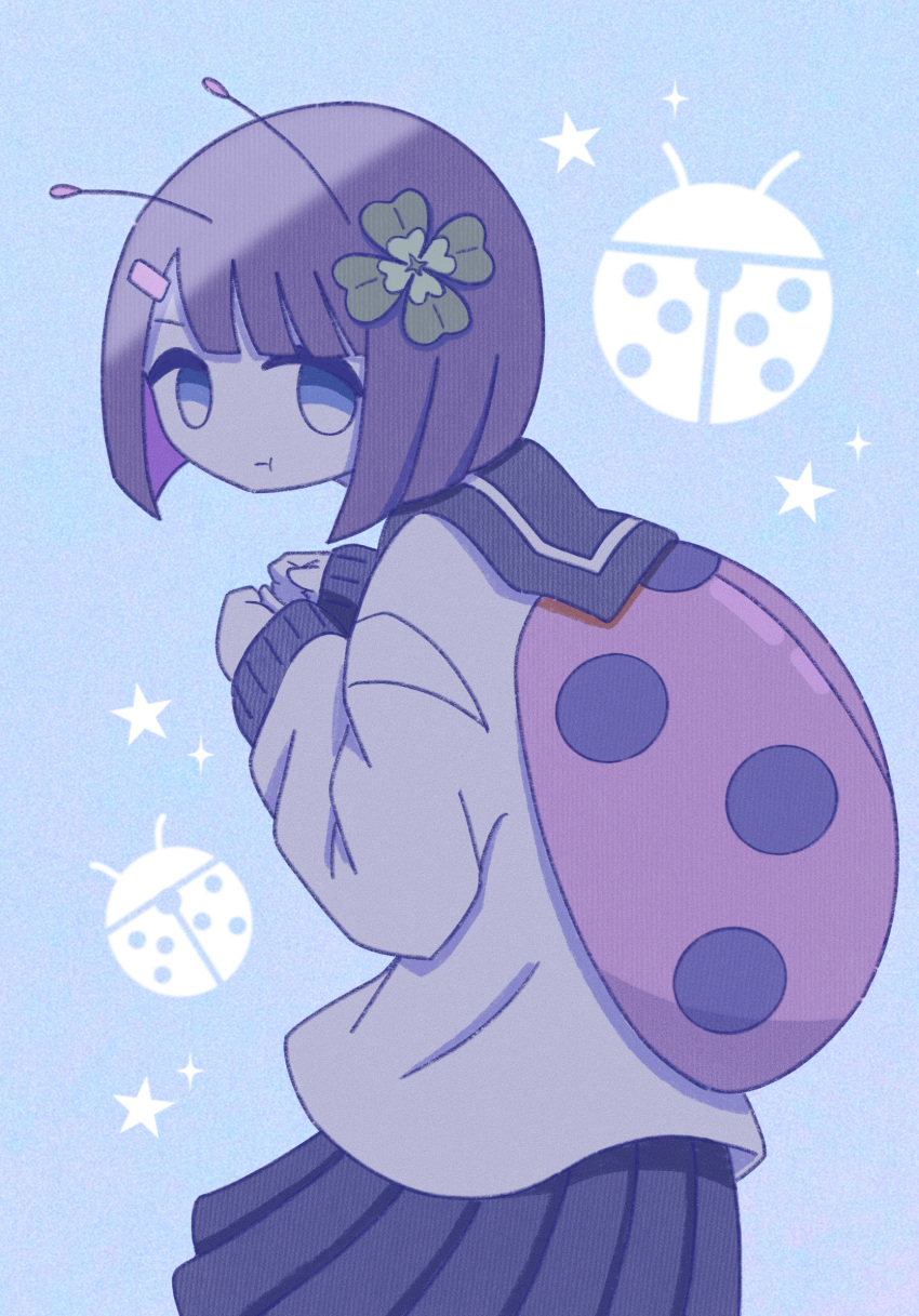 1girl, :t, antennae, arthropod_girl, blue_background, blue_eyes, blue_theme, blunt_ends, bob_cut, brown_cardigan, bug, cardigan, clover, clover_hair_ornament, four-leaf_clover, four-leaf_clover_hair_ornament, hair_ornament, hairclip, highres, ladybug, ladybug_costume, ladybug_symbol, long_sleeves, looking_at_viewer, looking_back, omochi_noa, original, pleated_skirt, sailor_collar, school_uniform, serafuku, short_hair, simple_background, skirt, solo, star_(symbol), uniform