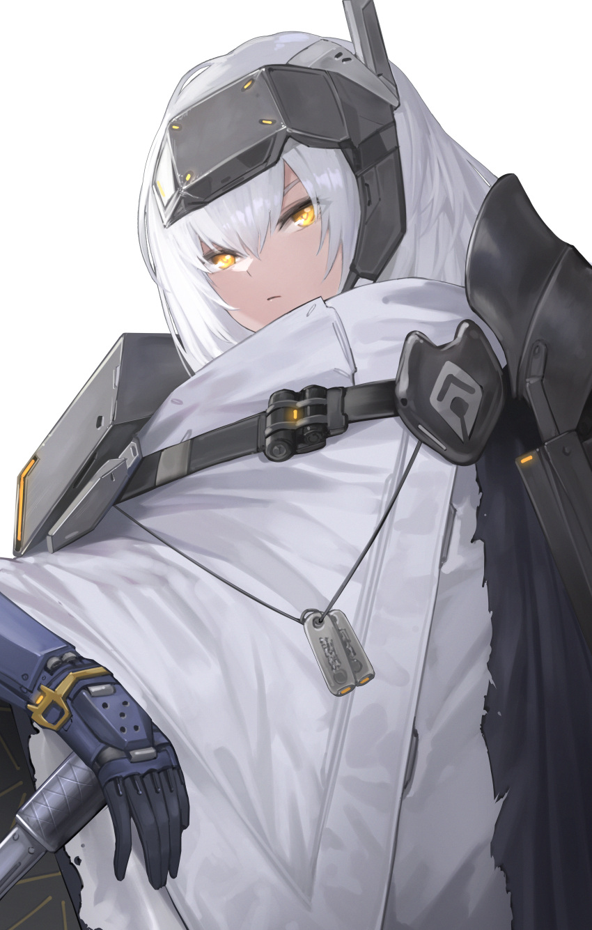 1girl, absurdres, armor, assault_rifle, cloak, dog_tags, frown, goddess_of_victory:_nikke, gun, highres, kurone_rinka, long_hair, looking_at_viewer, mecha_musume, mechanical_arms, rifle, shoulder_armor, simple_background, single_mechanical_arm, snow_white_(nikke), solo, torn_cloak, torn_clothes, upper_body, visor_(armor), weapon, white_background, white_cloak, white_hair, yellow_eyes